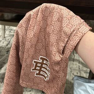 Medium Shorts Fit Small